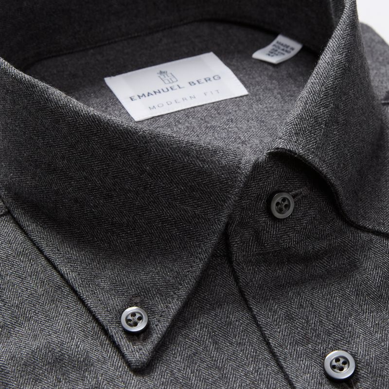 Solid Cotton Flannel Shirt in Charcoal — Emanuel Berg