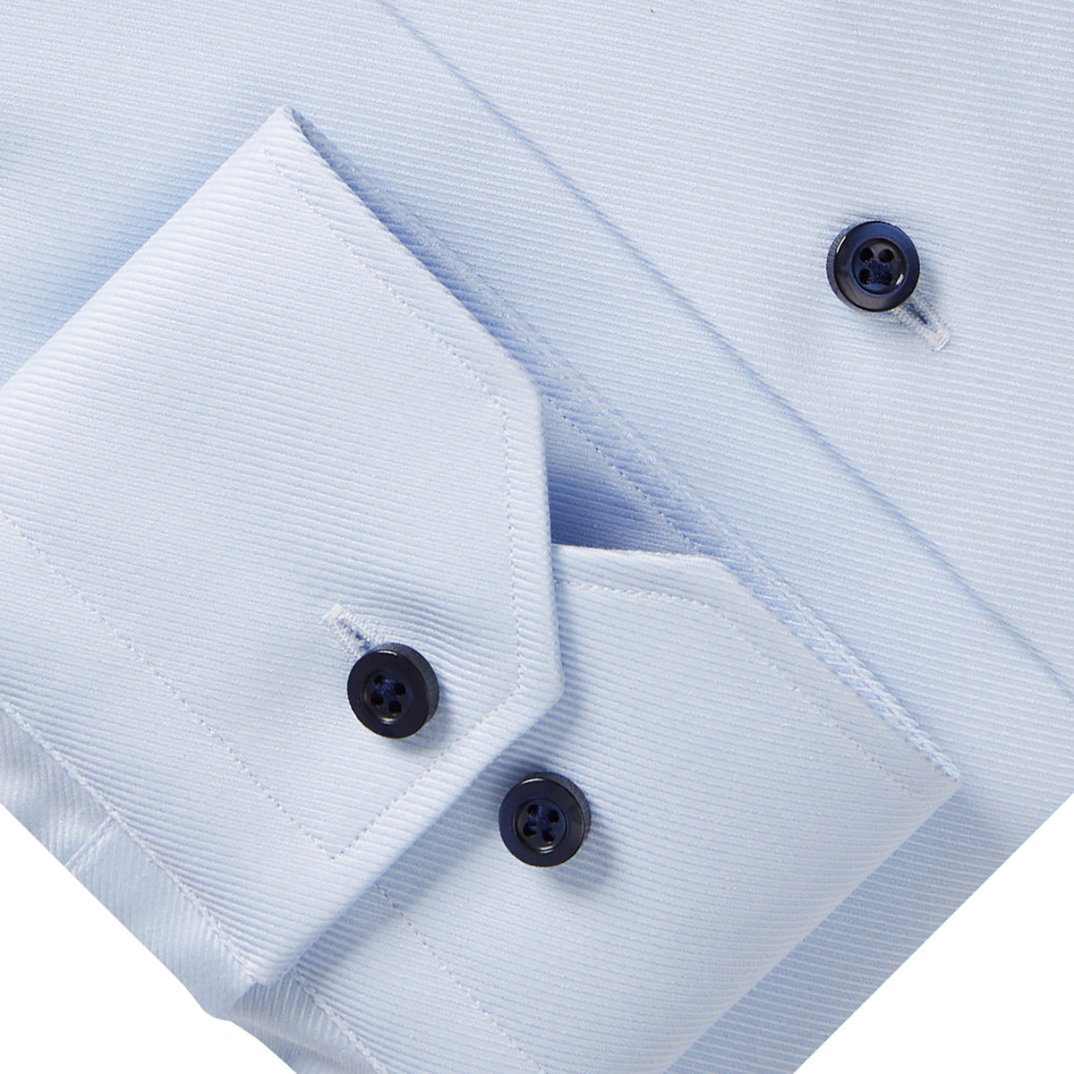 Essential Dress Casual Shirt in Light Pastel Blue — Emanuel Berg
