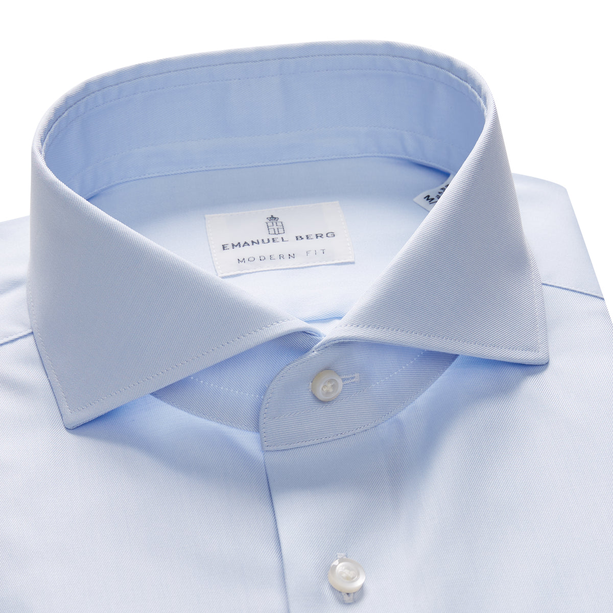 Traveller Performance Shirt in Light Pastel Blue — Emanuel Berg