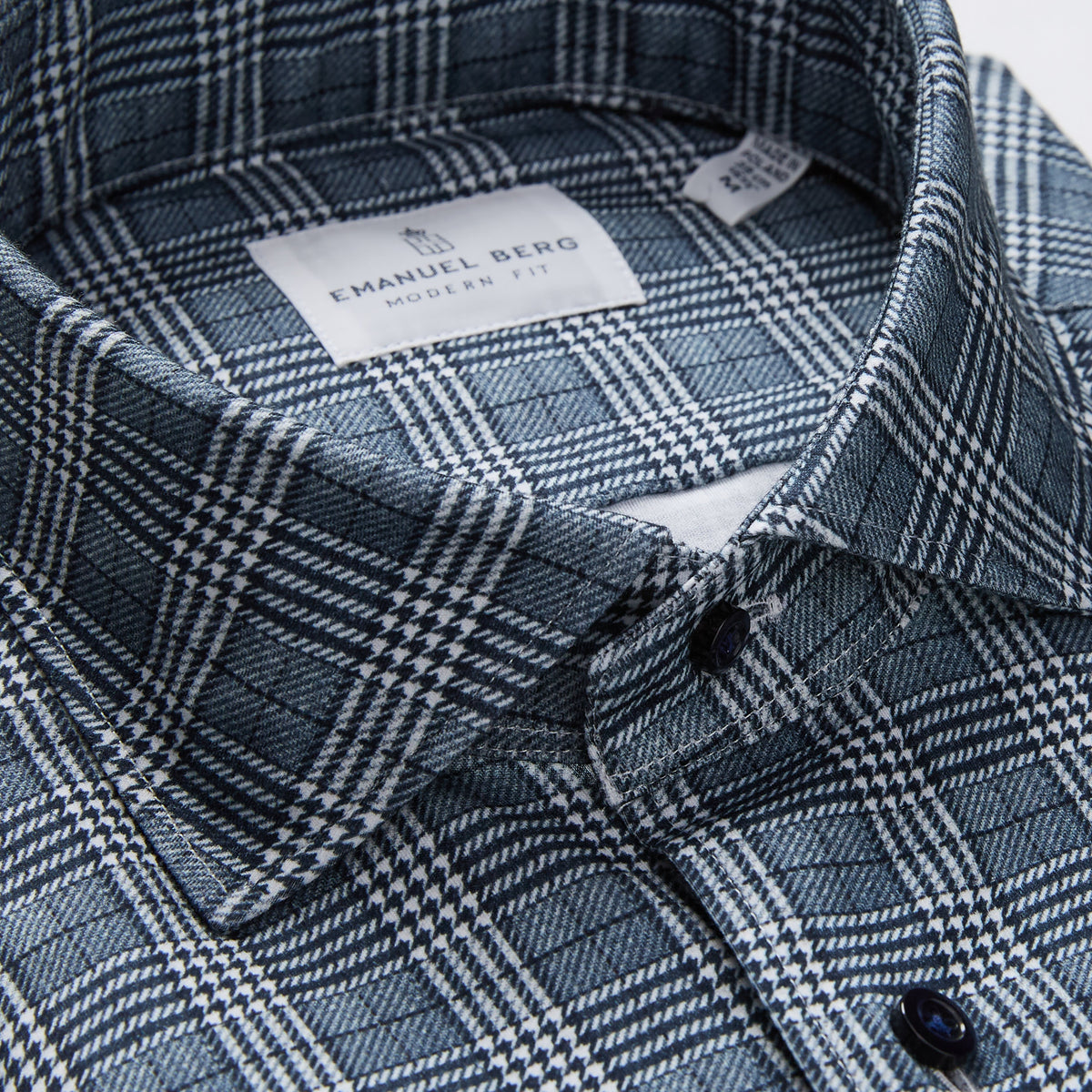 Plaid 4Flex Stretch Knit Shirt — Navy in Navy — Emanuel Berg