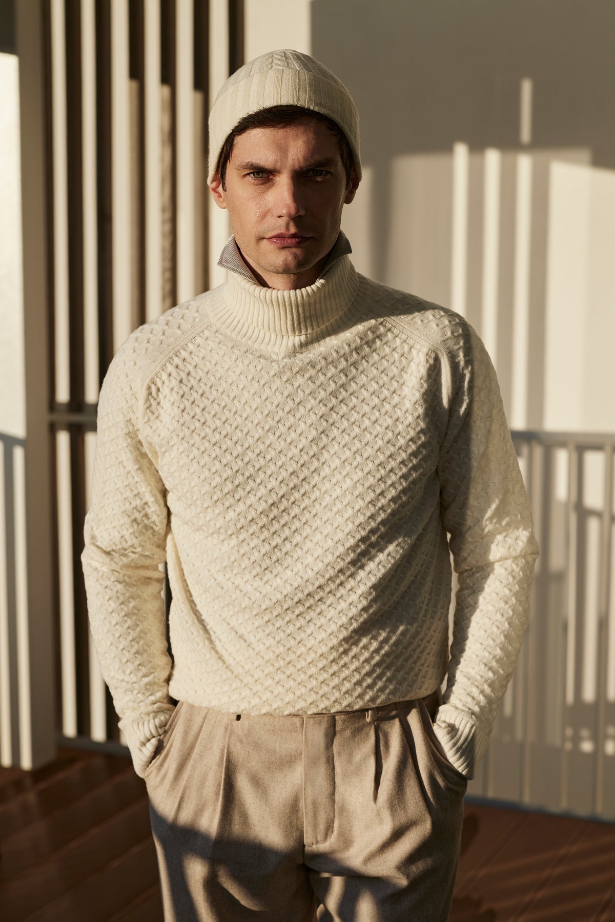 Herringbone Jacquard Long-Sleeve Polo — Light Grey in Light Grey — Emanuel Berg