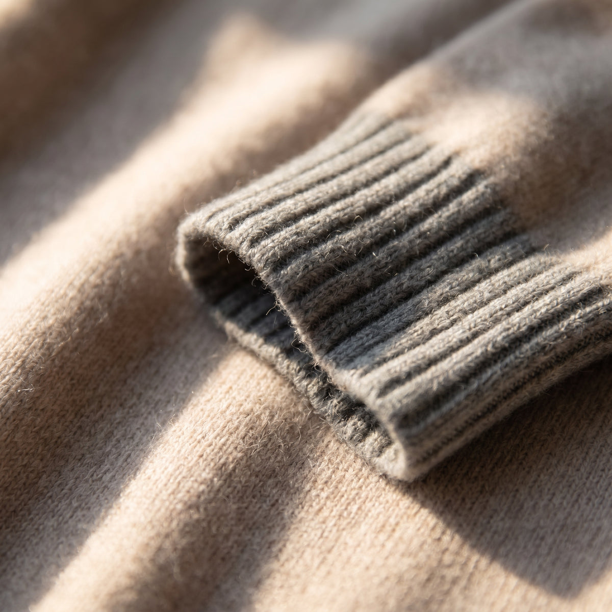 Merino Cashmere Button-Up Cardigan in Beige — Emanuel Berg