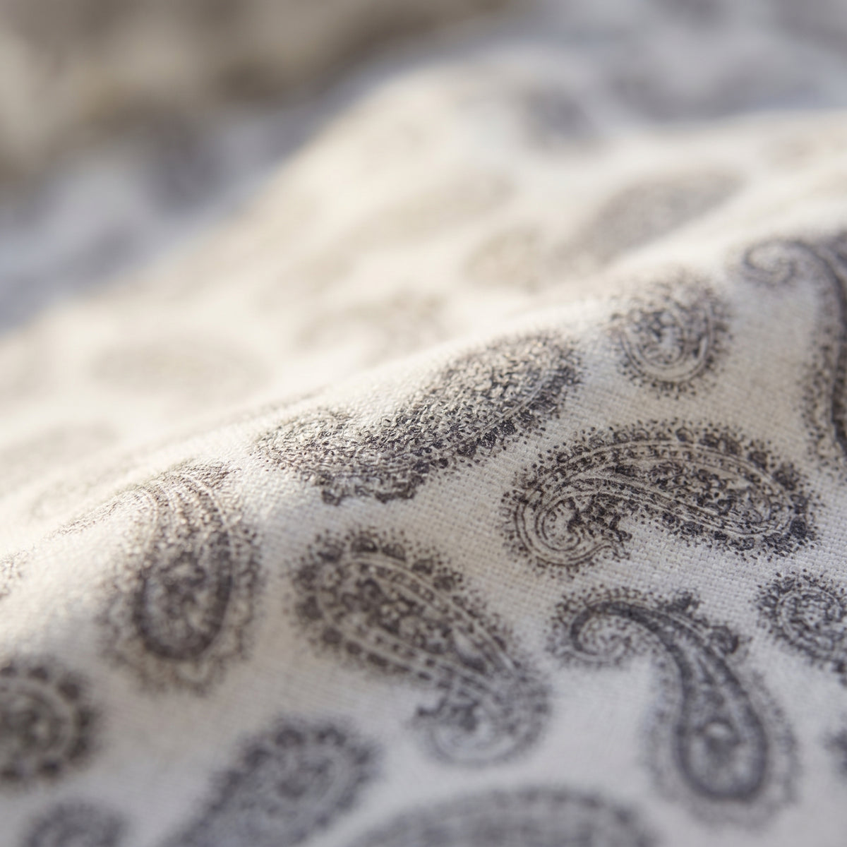 Dobby Printed Dress Shirt in Light Grey — Emanuel Berg