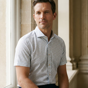Printed Stretch Poplin Short Sleeve Casual Shirt, worn — Emanuel Berg