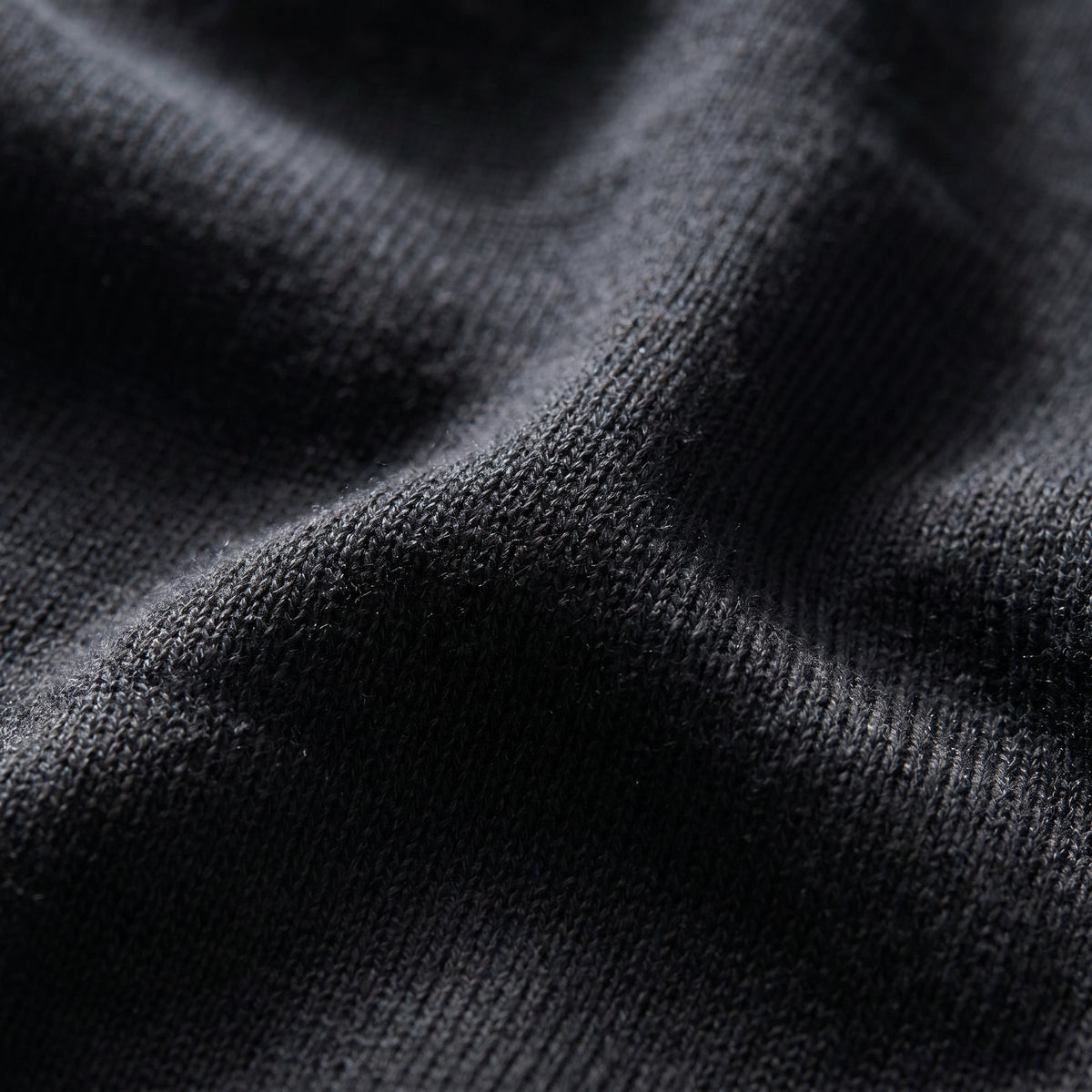 Short Sleeve Raglan Crew Neck in Black — Emanuel Berg