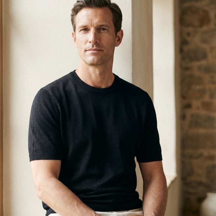 Short Sleeve Raglan Crew Neck, worn — Emanuel Berg