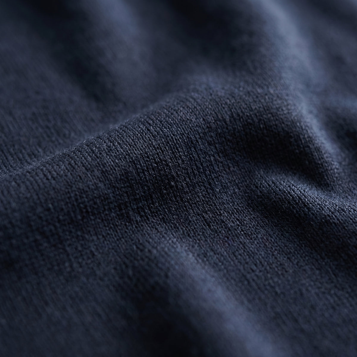 Short Sleeve Raglan Crew Neck in Navy — Emanuel Berg