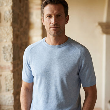 Short Sleeve Raglan Crew Neck, worn — Emanuel Berg
