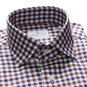 Emanuel Berg Mr Crown, koszula w brązowo-granatową kratę Gingham