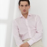 Emanuel Berg Harvard, koszula w różowe paski