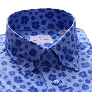 Emanuel Berg Basel, niebieska koszula w kwiaty