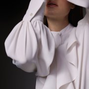 ÉMANOU CARETTE, koszula z jedwabiem w kolorze kości słoniowej
